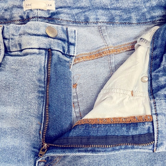 Good American Classic Slim Straight Mid Rise Blue Jean Released Hem Size 14/32 - Picture 9 of 13